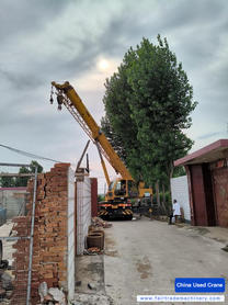 Buy XCMG QY20G Used Crane / 2 Buy XCMG QY20G Used Crane / 2
